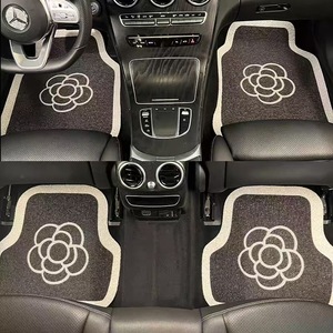Tapis de sol de voiture avec anneaux métalliques, design de dessin animé, siège conducteur, anti-salissure, antidérapant, ensemble complet, toutes saisons, OLIVER, vente en gros - Product Image 2