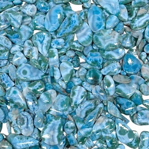 Vente en gros FAIJAN GEMS Larimar naturel Cabochon Surface lisse Dos plat Pierre semi-précieuse Formes et tailles variées Vente en vrac Certifié tiers - Product Image 1