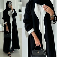 Nuosha OEM Robe Abaya Cardigan Noire et Blanche à la Mode Musulmane Arabe Moyen-Orient Dubaï