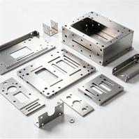 Produits de quincaillerie sur mesure, fabrication par emboutissage, matériaux de construction métalliques et autres pièces