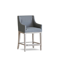 Tabouret de bar en bois massif au design moderne