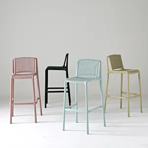 Nordic Minimalist Bar Chairs Luxurious Outdoor Plastic Bar Chairs Stackable High Bar Stools