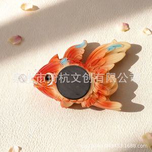 Magnifique aimant de réfrigérateur en résine en forme de lanterne de poisson, 2 pièces, décoration du Nouvel An chinois, forme d'animal traditionnelle - Product Image 4