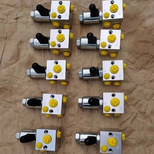 Vanne 3/2 voies pour rouleau compresseur 05877044 - Product Image 1