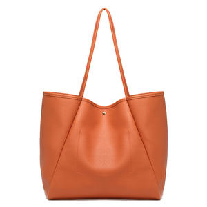 <span class=keywords><strong>Sac</strong></span> <span class=keywords><strong>à</strong></span> bandoulière en PU personnalisé <span class=keywords><strong>pour</strong></span> femmes OEM grand <span class=keywords><strong>sac</strong></span> <span class=keywords><strong>à</strong></span> <span class=keywords><strong>main</strong></span> fourre-tout avec bouton magnétique <span class=keywords><strong>pour</strong></span> le shopping, le travail et les voyages - Product Image 2