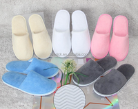 Chaussons de mariée blancs imprimés en velours corail à bout fermé, fournitures de mariage, pour chambres de demoiselles d'honneur et enterrement de vie de jeune fille