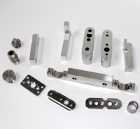 Service de fraisage CNC sur mesure pour pièces en acier inoxydable, aluminium et cuivre avec tournage, fraisage et finition de surface OEM