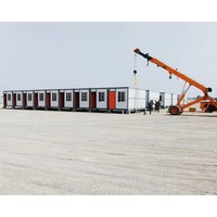 Maison préfabriquée modulaire en conteneur plat, panneaux sandwich en acier pour villa avec salle de bain
