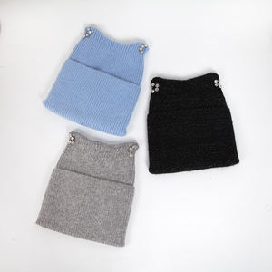 Nouveau design 2026 – Bonnet tricoté pour femme avec oreilles de chat et strass, couleur unie, 100 % acrylique, bonnet d'hiver chaud - Product Image 2