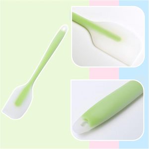 Inthetrend 21*3.8cm Eco-Friendly Disposable Plastic <b>Silicone</b> Translucent <b>Baking</b> Spatula for Pastry Cake Cooking Butter Carton - Product Image 3