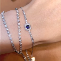 Bijoux en or blanc 18 carats de style INS simple Bracelet de tennis en saphir bleu royal naturel Accessoire de mode Bracelet à breloques