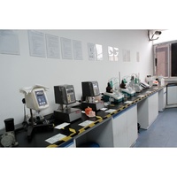 Résine oligomère acrylate uréthane à revêtement plastique effet soie UV BW 8099C avec excellente résistance à l'abrasion, utilisée pour la peinture des surfaces en bois
