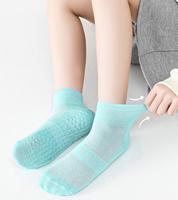 Chaussettes de trampoline personnalisées en maille fine antidérapantes avec semelle collée pour tout-petits, bébés et enfants – Chaussettes antidérapantes pour sol intérieur, aire de jeux, apprentissage précoce