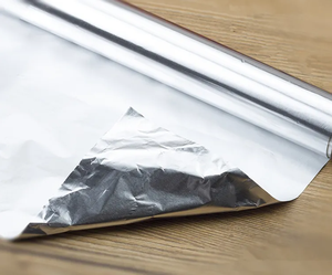 Rollos de Papel de Aluminio Plateado 1100 Reciclables para Uso Doméstico y Culinario, Grado Alimenticio - Product Image 3