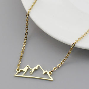 Elegante Collar Minimalista para Entusiastas del Montañismo, Selección para Mujer, Collar de Acero Inoxidable, Joyería Deportiva, Regalo - Product Image 4