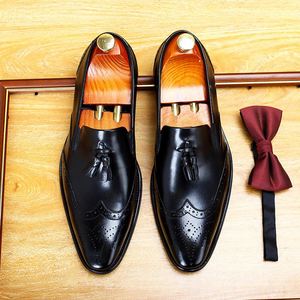 New Men's Leather Shoes Business Casual Formal Lace-up Pointed-<b>toe</b> Men's Shoes Trendy and Fashionable - Product Image 1