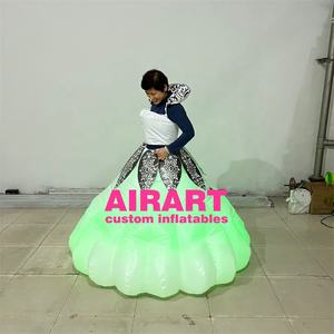 Costume <span class=keywords><strong>de</strong></span> fête <span class=keywords><strong>de</strong></span> Noël gonflable à LED, costume <span class=keywords><strong>de</strong></span> spectacle blanc gonflable - Product Image 4