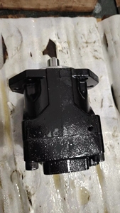 Bomba de Motor Hidráulico de Paletas M4C M4D 00Y 1N00 B102 M4D1 074 3N00 B101B M4D1Z 088 V - Product Image 3