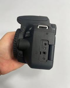 กล้องดิจิตอล SLR มือสอง Canon EOS 200D (รุ่นที่ 1) สภาพดี ใช้งานได้ปกติ หน้าจอ LCD แบบพลิกได้ ระบบโฟกัสอัตโนมัติ Dual Pixel - Product Image 2