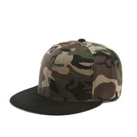 Casquettes Snapback ajustables en polyester à 6 panneaux avec logo personnalisé, à visière plate et motif camouflage pour hommes, vente en gros