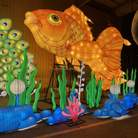 Maßgefertigte 5m Leuchtende Fisch-Laterne Seetang-Quallen Riesige Beleuchtete Dekoration Großes Aquarium Outdoor-Installation