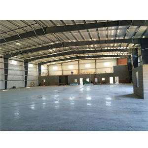 Hangar d'avion préfabriqué en acier léger à faible coût, résistant à la pluie - Product Image 1