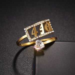 Bague de cocktail plaquée or avec zircone cubique sertie pavé 446 pierres en forme de cœur, bijoux de mode glamour, bague de fiançailles, présentoir - Product Image 1