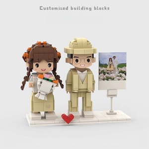 Tự làm thủ công xây dựng khối chân dung năm mới gia đình ảnh Thiết lập Mini con số xây dựng khối thiết kế đồ chơi búp bê món quà sinh nhật - Product Image 1