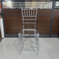 Nouvelle résine ambre dos clair événement Transparent acrylique chaise de mariage cristal Phoenix fête location hôtel plastique à vendre