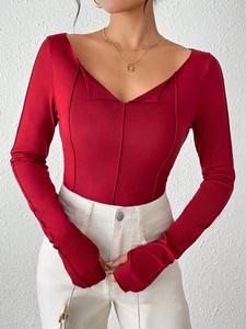 Omuzları Açık V Yaka Dikişli Uzun Kollu Dar Kesim Crop Top Kadın Günlük Y2K Bluz - Product Image 3