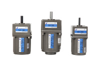 Moteur micro-AC standard 220V monophasé à réducteur hélicoïdal IP54 étanche avec support de pied en aluminium et roulement sécurisé