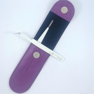 Juego de Pinzas Sevetlana de 2 Piezas, Rectas y Curvas, Antiestáticas, Duraderas, de Acero Inoxidable, para Extensión de Pestañas, con Agarre Perfecto - Product Image 1