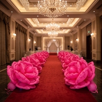 Chaînes de roses gonflables géantes, chaînes de fleurs pour célébrations, décoration de mariage, autres événements, scènes de bonheur et romantiques