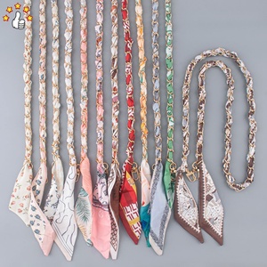 2025 Designer à la mode foulard en soie accessoires de téléphone en métal accessoires de sac chaîne de téléphone portable pour tous les étuis pour <span class=keywords><strong>Smartphone</strong></span> - Product Image 1