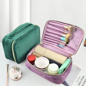 Bolsa de Maquillaje de Terciopelo de Gran Capacidad, Caja de Almacenamiento de Artículos de Aseo Portátil Multifuncional para Viaje, Caja de Almacenamiento de Terciopelo - Product Image 4