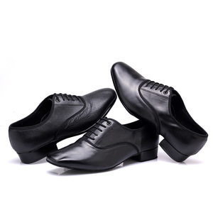 Scarpe da ballo WUPA da uomo <span class=keywords><strong>in</strong></span> vera <span class=keywords><strong>pelle</strong></span> di alta qualità per danza liscia/latina <span class=keywords><strong>con</strong></span> <span class=keywords><strong>tacco</strong></span> di 2,5 cm e suola <span class=keywords><strong>in</strong></span> camoscio/gomma per interni/esterni - Product Image 1