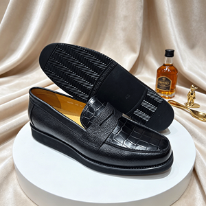 Mocassins noirs pour hommes, chaussures à enfiler en cuir gaufré façon croco avec semelle plateforme, chaussures à enfiler légères à plateforme pour le bureau au quotidien - Product Image 4