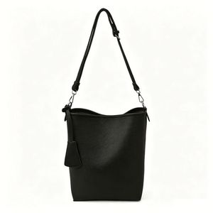 Lady'S High-End Small Bucket Bag Fashionable Pu Shoulder Bags With Zipper Closure Waterproof <b>Medium</b> Hardness <b>Handbags</b> - Product Image 4