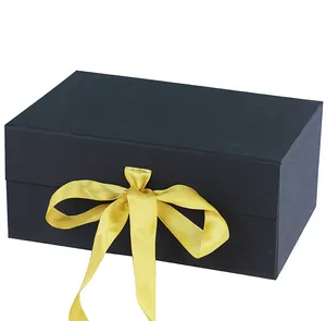 Caixa de presente dobrável para roupas de vestuário com fecho magnético rígido de papelão preto personalizado