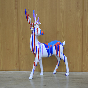2024 nuova decorazione per la casa soggiorno <span class=keywords><strong>da</strong></span> tavolo ornamenti <span class=keywords><strong>animali</strong></span> in resina artigianato statuette Graffiti manufatti colorati statue di cani - Product Image 6
