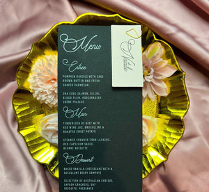 Tarjetas de Menú de Boda de Papel de Algodón con Diseño Floral Rosa, Nombres Personalizados, Fecha, Cuerda Dorada, para Mesa - Product Image 2