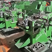Prix d'usine de la machine à riveter creux à froid entièrement automatique/Machine de fabrication de vis