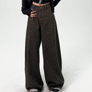 กางเกงยีนส์แฟชั่นทรงหลวมเอวสูงลายเสือดาวสไตล์วินเทจสำหรับผู้หญิงรุ่นใหม่ล่าสุด - Product Image 5