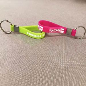 Hot Sales Cheap Custom Silicone Wristband Keychain Bracelet Lanyard <b>Wristlet</b> Keychain with logo - Product Image 5