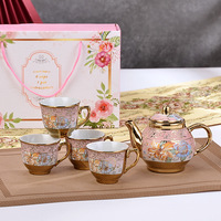 Nouvel ensemble de tasses à thé et soucoupes en céramique à motifs en relief, coffret cadeau 6 pièces, tasses à café arabes de luxe plaquées or