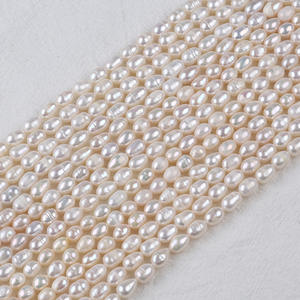 Zhuji 5-6mm White <b>Freshwater</b> Rice <b>Pearl</b> Natural Loose <b>Pearl</b> DIY Necklace <b>Bracelet</b> Material Color Options for Wholesale - Product Image 1