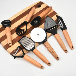 Juego de utensilios de cocina con mango de madera, 7 piezas, de haya, multiusos: pelador, abridor de botellas, cuchara para helado, rallador, rodillo para pizza, cortador de queso - Product Image 2