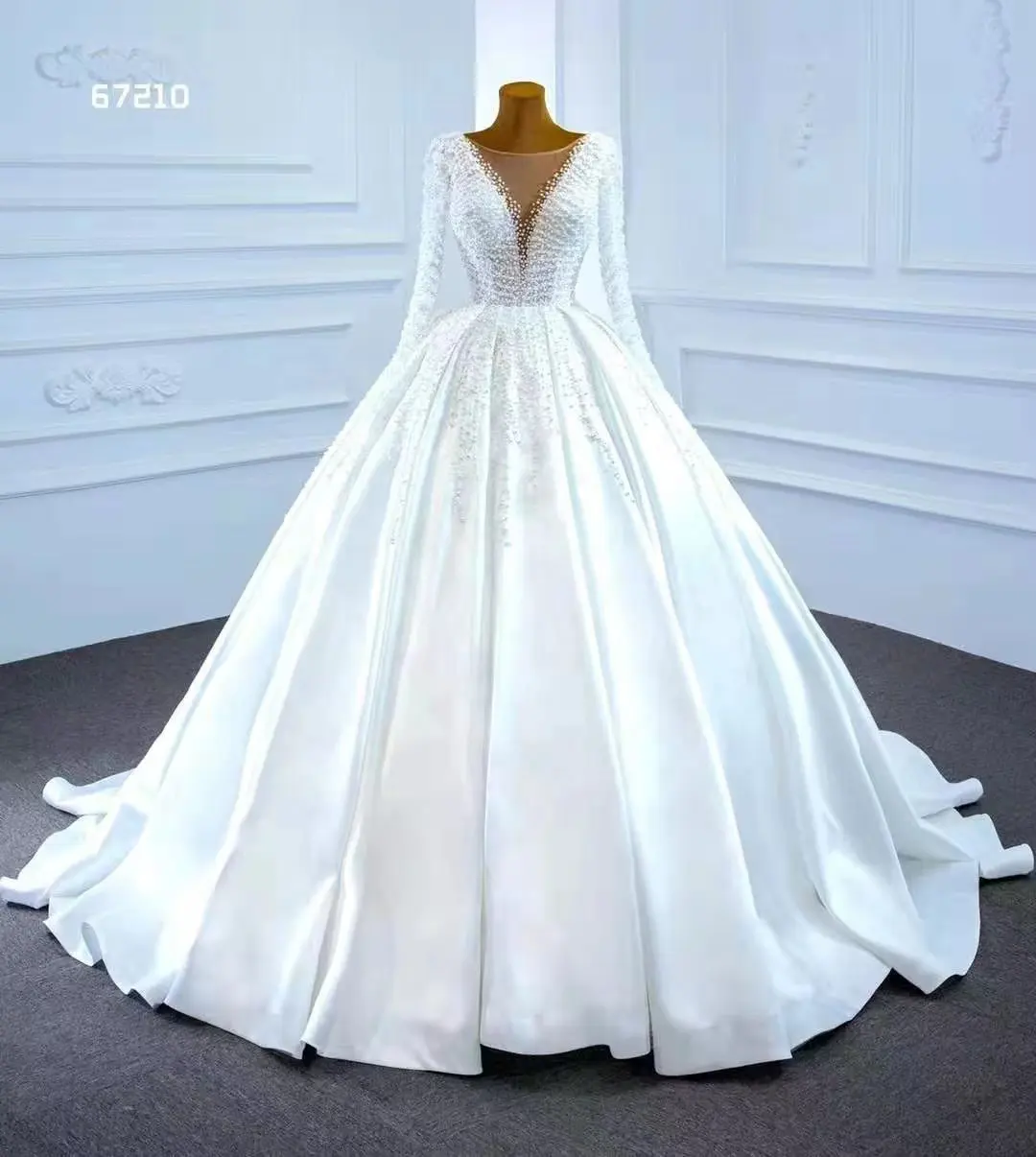 2022 Long Sleeve Wedding Dress Ball Gown Satin Pearls Plus Size White Ivory Women Girl Vintage Wedding Gowns Bridal Bride Dress