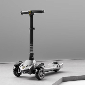 สกู๊ตเตอร์เด็กแบบพับได้ สีเขียว สำหรับเด็กอายุ 3 ปีขึ้นไป ปรับความสูงได้ ของเล่นกลางแจ้ง - Product Image 5