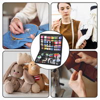Kit de couture de voyage dans un étui en tissu, ensemble de réparation de couture portable avec aiguilles, fil et ciseaux